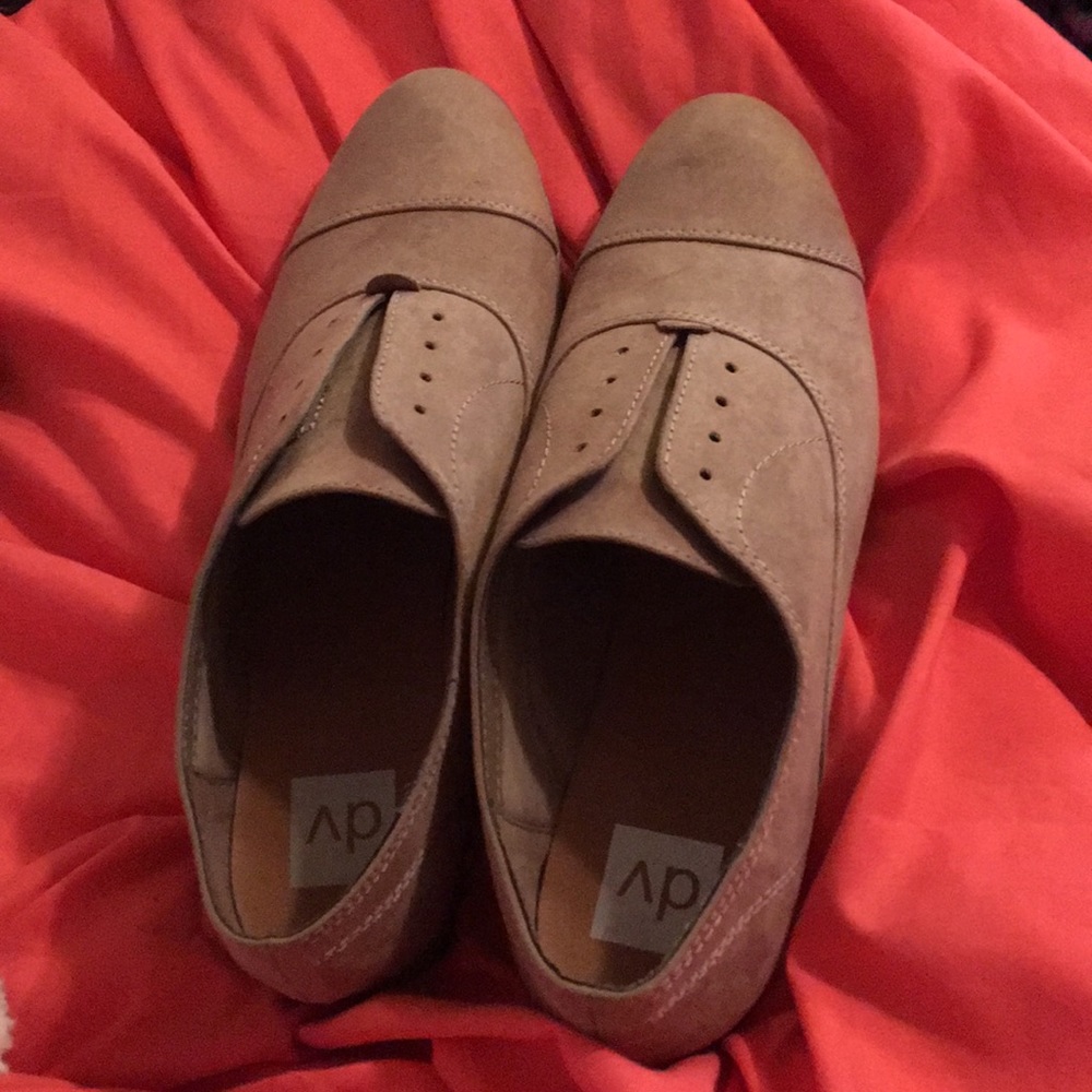 Cute oxford shoes! size 11